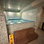 In Belvedere Club 아파트 *